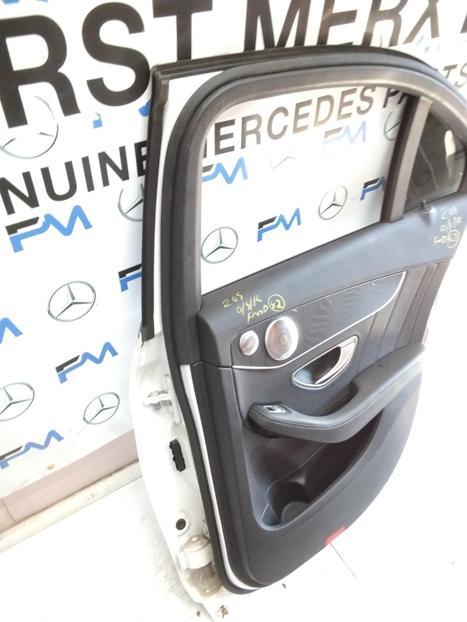 MERCEDES BENZ  C-CLASS W205 DRIVER SIDE REAR DOOR O/S/R COMPLETE WHITE FMD82