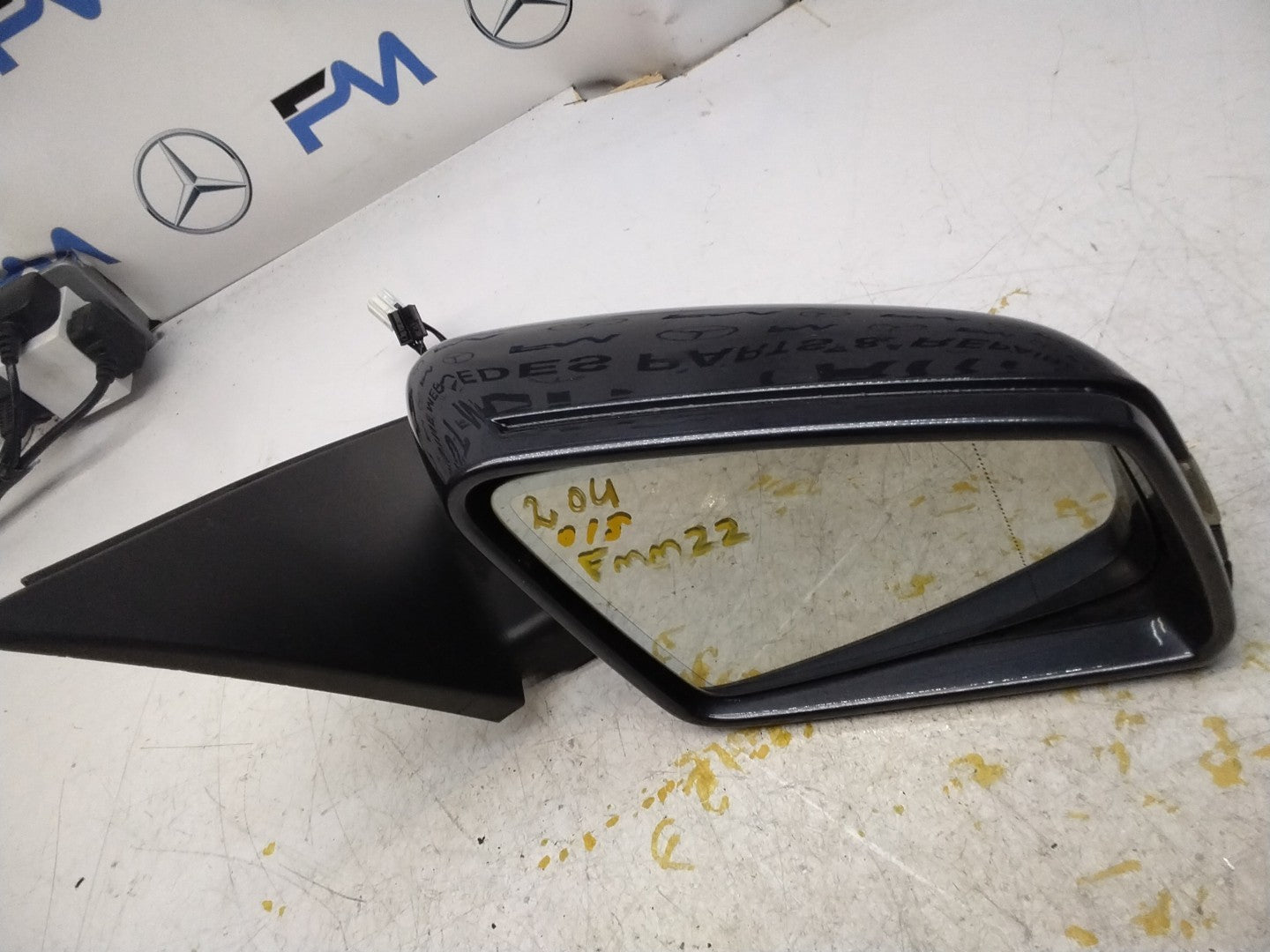 MERCEDES C-CLASS  W204 DRIVER SIDE WING MIRROR A2048107293 GREY FMM22