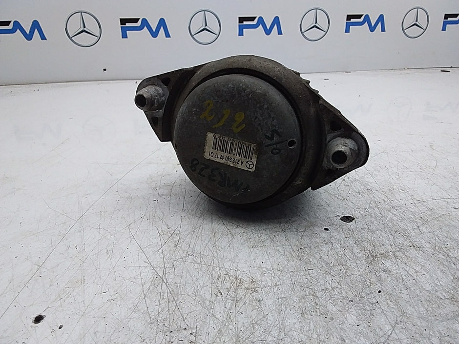 MERCEDES BENZ  E-CLASS W212  ENGINE MOUNT RIGHT OS A2122404217 FMR328