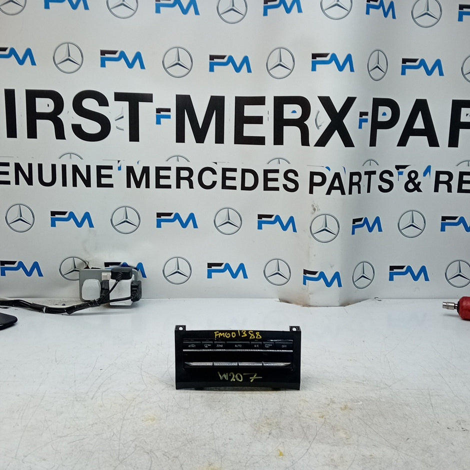 MERCEDES E CLASS W207 W212 CLIMATE CONTROL PANEL A2129008608 2016 FM001388