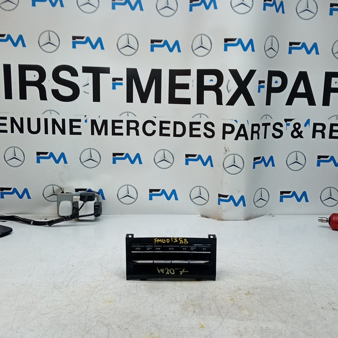 MERCEDES E CLASS W207 W212 CLIMATE CONTROL PANEL A2129008608 2016 FM001388