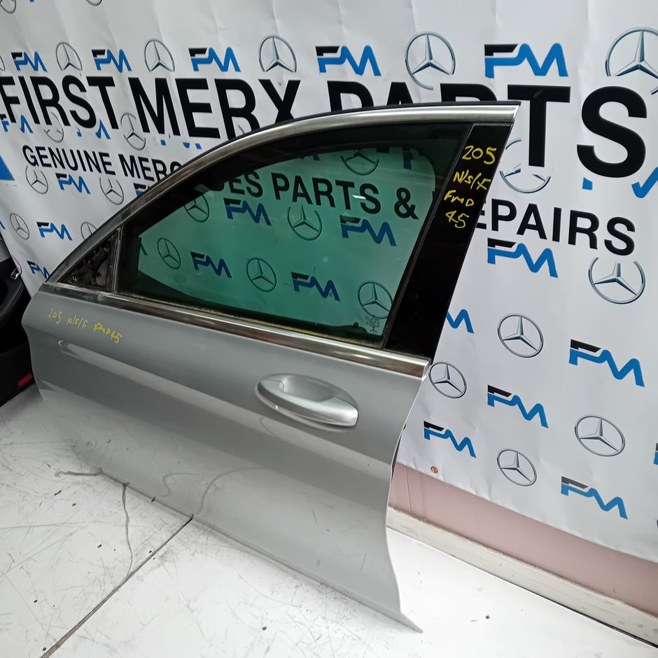 MERCEDES BENZ C-CLASS W205 PASSENGER SIDE FRONT DOOR N/S/F COMPLETE SILVER FMD45