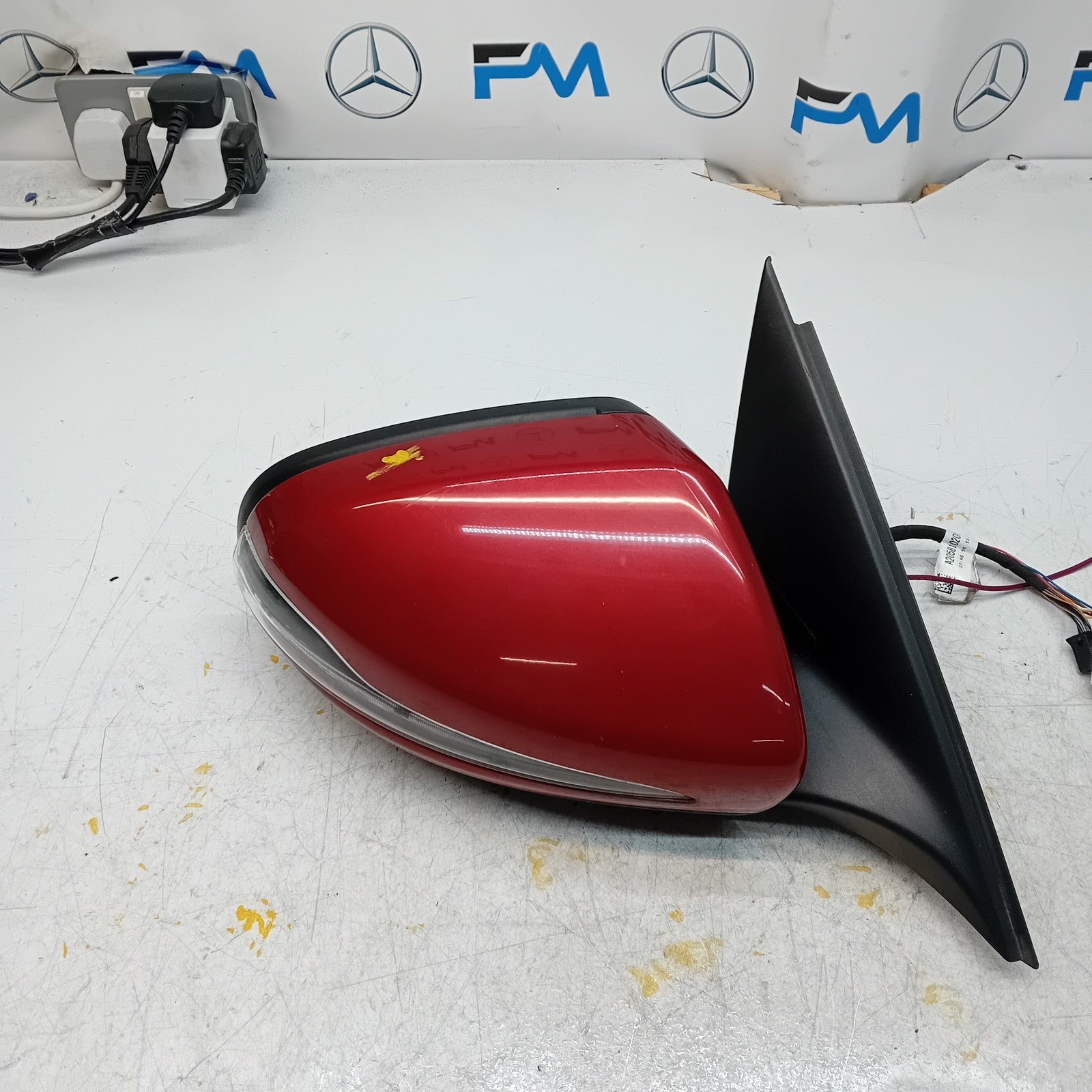 MERCEDES C-CLASS  W205 DRIVER SIDE WING MIRROR A2058102016 RED PL FMM40