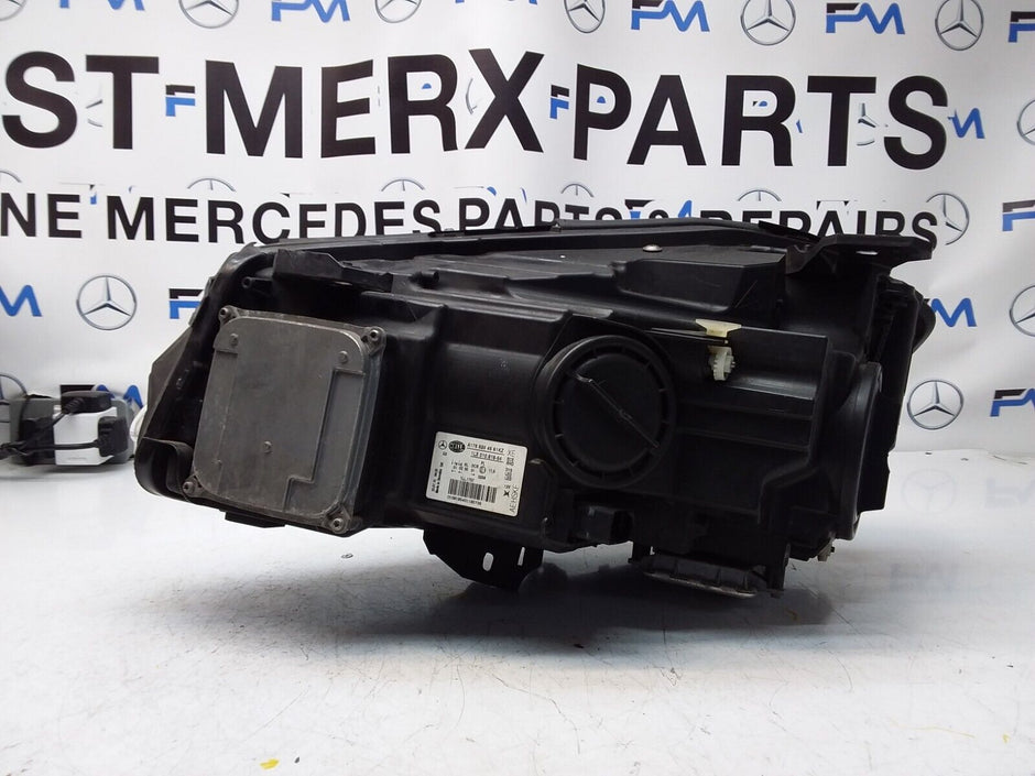 2015 MERCEDES A-CLASS W176 COMPLETE HEADLIGHT DRIVER SIDE OS A1768204561 FMH115