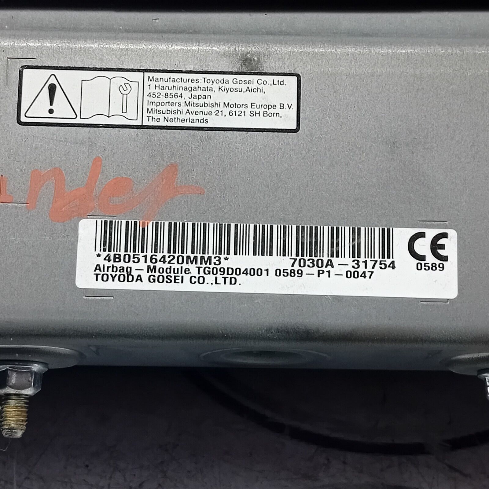 2018 MITSUBISHI OUTLANDER MK3 KNEE AIR SRS BAG RIGHT DRIVER SIDE 7030A-31754