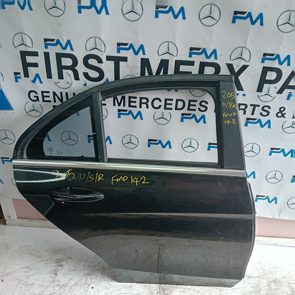 MERCEDES BENZ C-CLASS W205 DRIVER SIDE REAR DOOR O/S/R BLACK COMPLETE FMD142