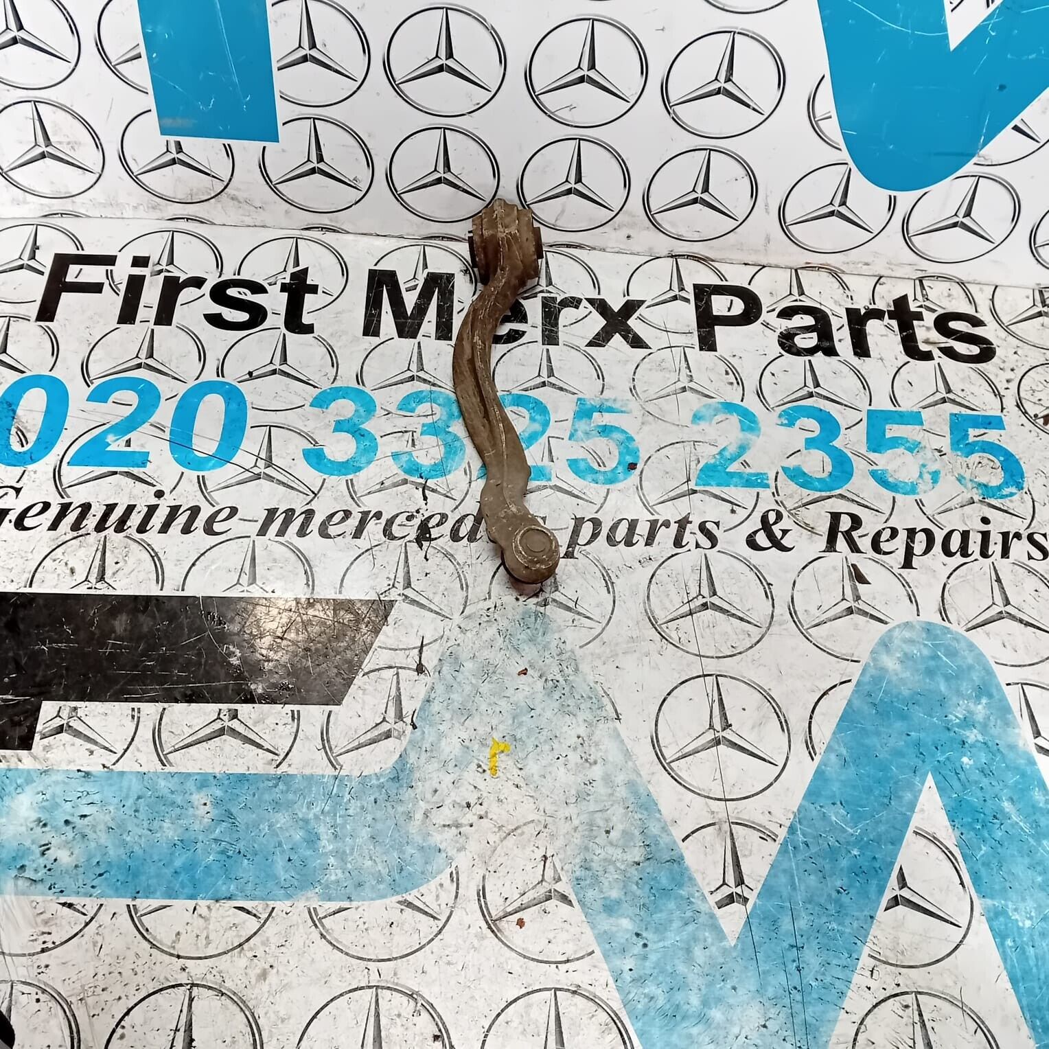 MERCEDES BENZ E-CLASS W212   PASSENGER SIDE FRONT LOWER CONTROL ARM