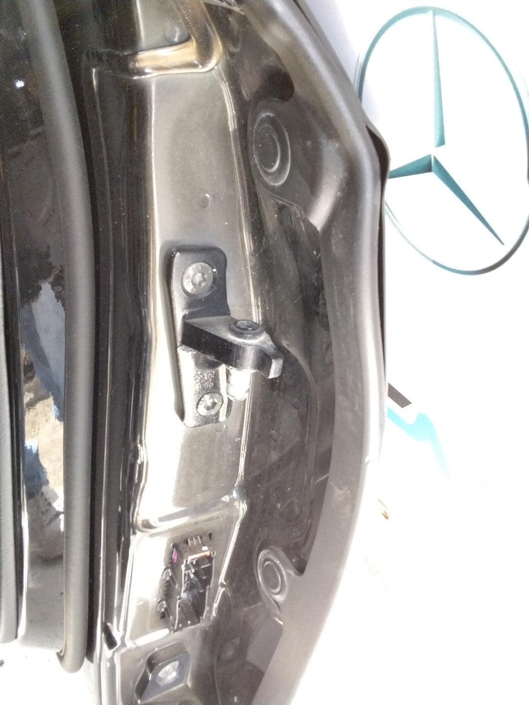 MERCEDES BENZ  E-CLASS W213 PASSENGER SIDE FRONT DOOR N/S/F COMPLETE BLACK FMD60