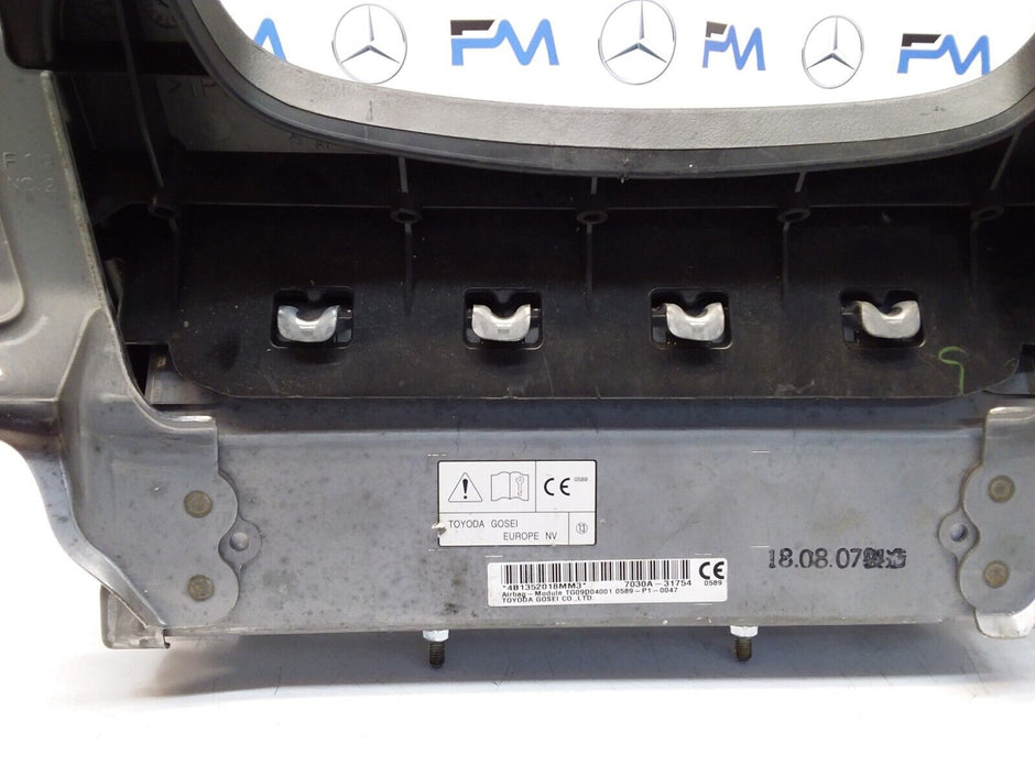 MITSUBISHI OUTLANDER MK3 KNEE AIR SRS BAG RIGHT DRIVER SIDE 7030A-31754 FM00307 