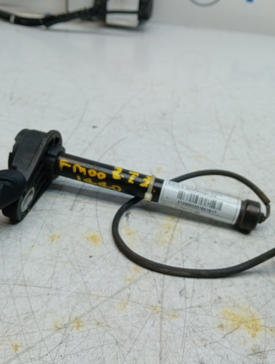 MERCEDES E-CLASS W213 BONNET PEDESTRIAN ACTUATOR A2139062201 2017 FM001440