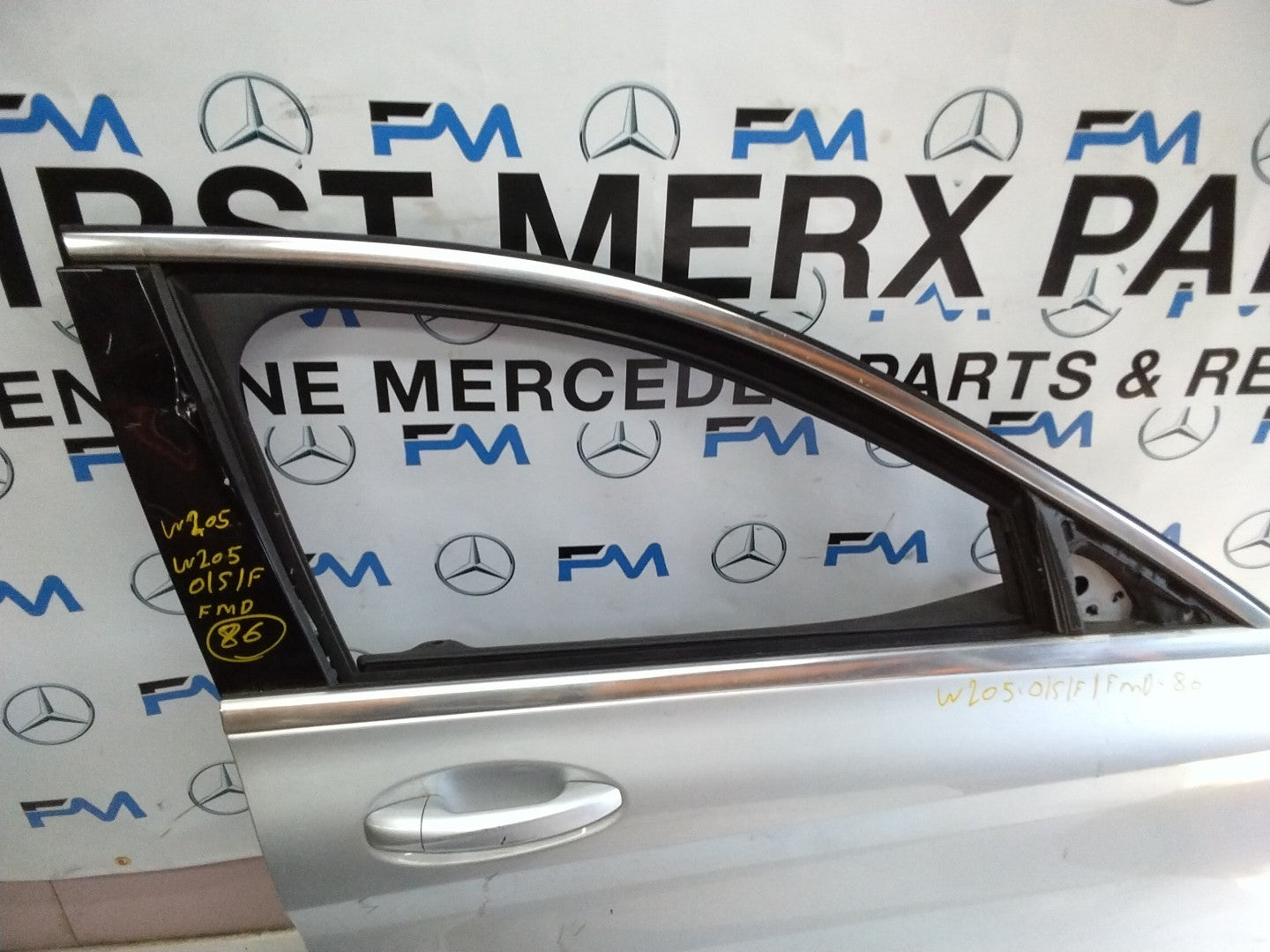 MERCEDES BENZ C-CLASS W205 DRIVER SIDE FRONT DOOR O/S/F  SILVER FMD86