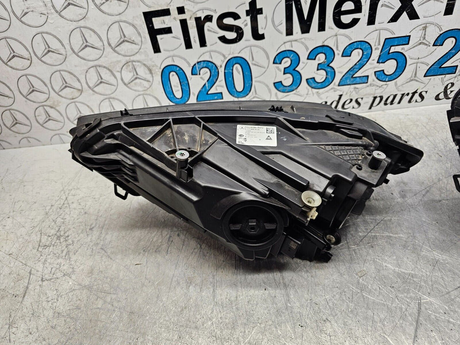 MERCEDES BENZ A- CLASS  W177 HALOGEN HEADLIGHT ( O.S & N.S )