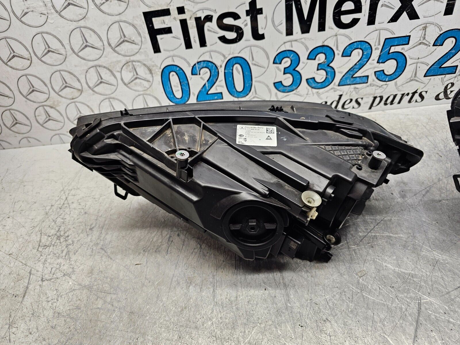 MERCEDES BENZ A- CLASS  W177 HALOGEN HEADLIGHT ( O.S & N.S )