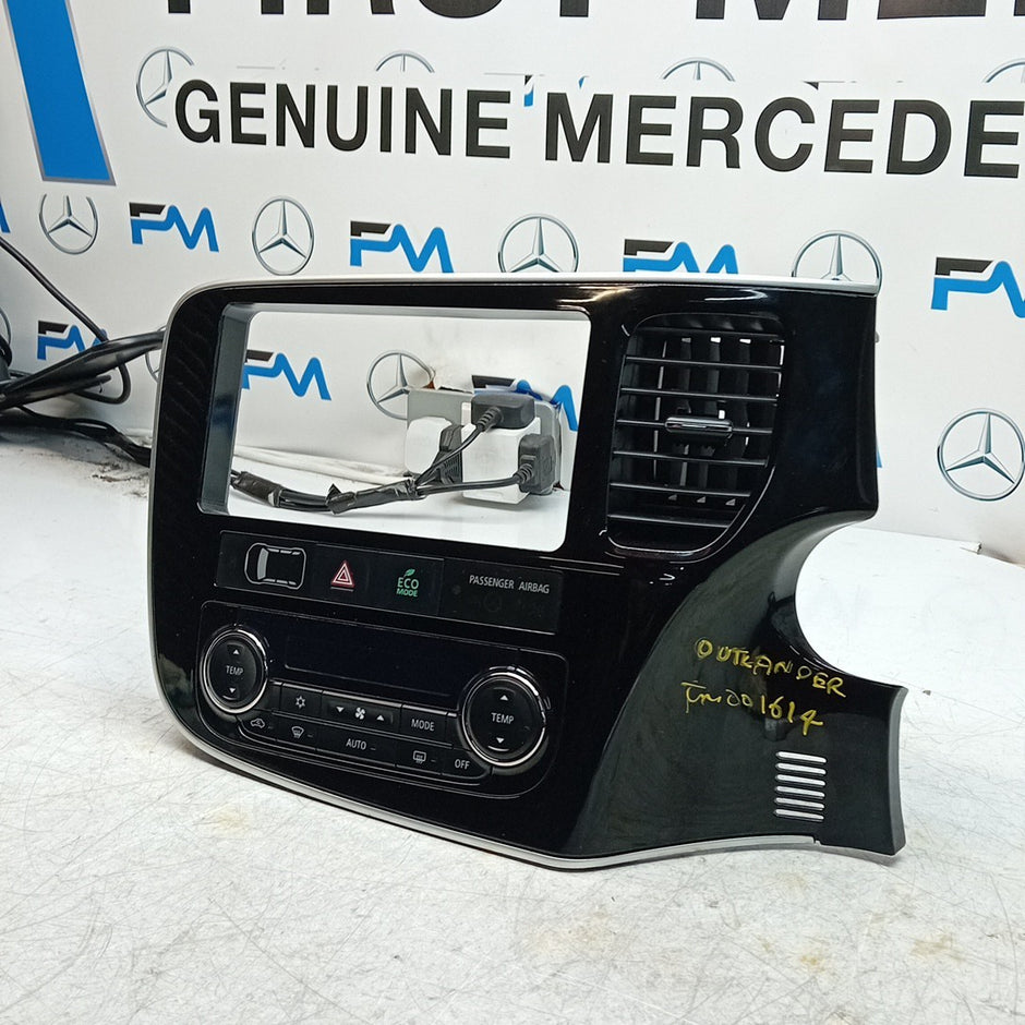 MITSUBISHI OUTLANDER DASHBOARD DISPLAH TRIM + AIR VENT + SWITCH 8002B FM001614