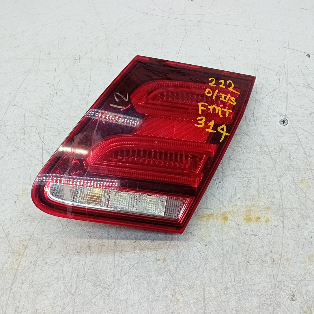 MERCEDES E-CLASS W212 DRIVER  INNER SIDE RIGHT REAR TAIL LIGHT 2014 FMT314
