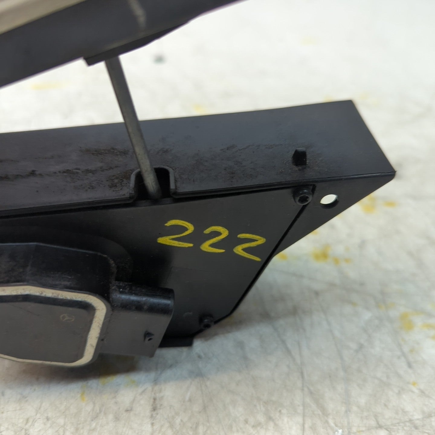 MERCEDES S CLASS W222 ACCELERATOR THROTLE PEDAL A2223001100 FM001425
