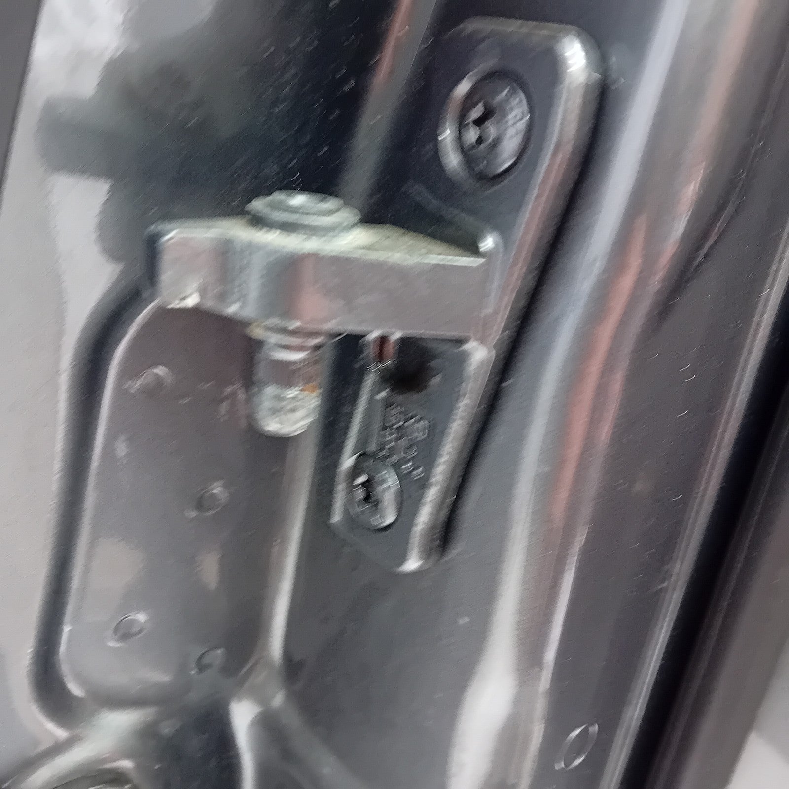 MERCEDES E-CLASS W213 DRIVER SIDE FRONT DOOR O/S/F COMPLETE GREY FMD39