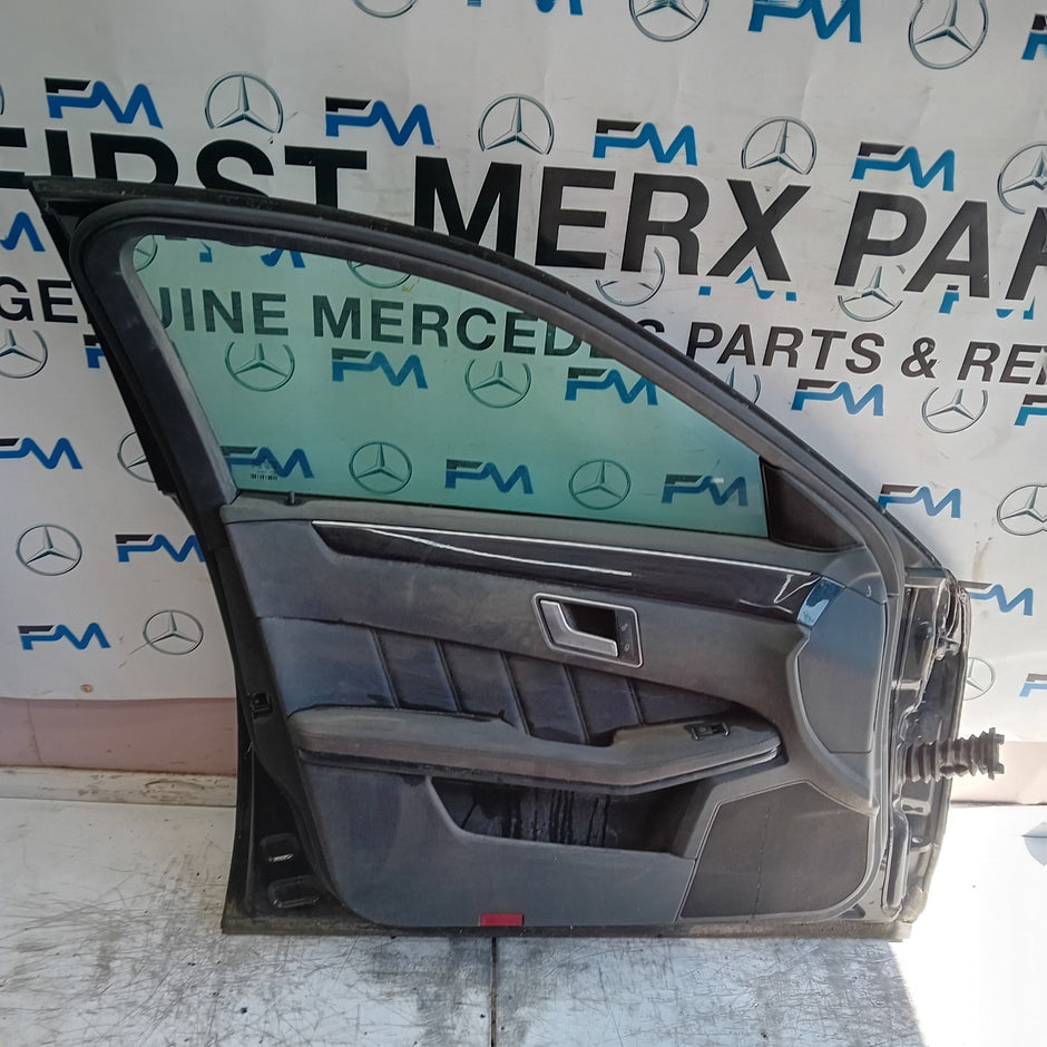 MERCEDES BENZ  E-CLASS W212 PASSENGER FRONT DOOR NSF 2015 COMPLETE BLACK FMD520