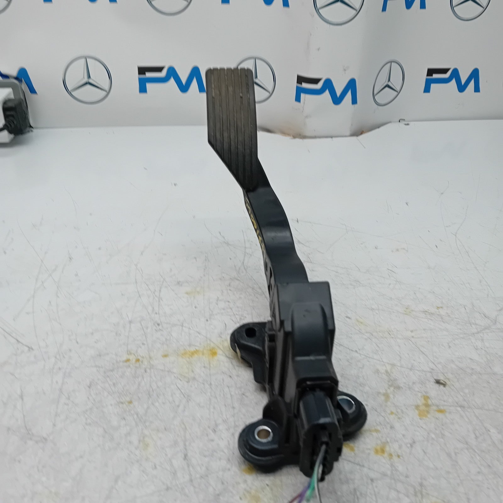 MITSUBISHI OUTLANDER MK3 THROTTLE ACCELERATOR 16600A188 2013  FM001479