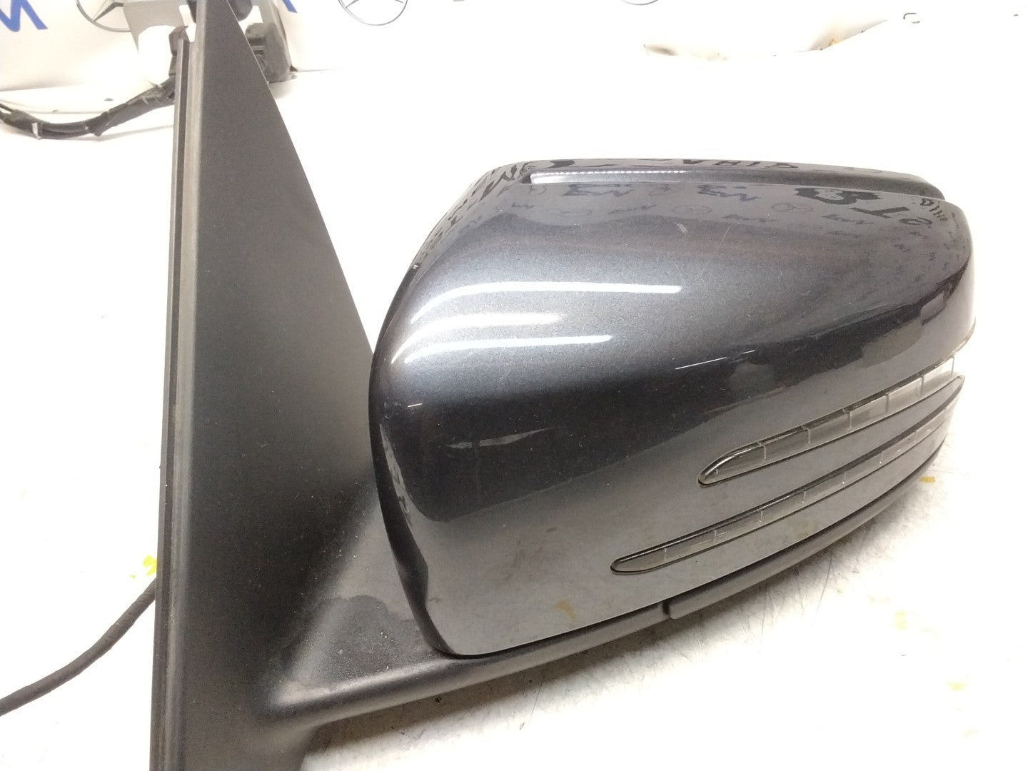 MERCEDES C-CLASS  W204 PASSENGER SIDE WING MIRROR A2048106593 GREY FMM18