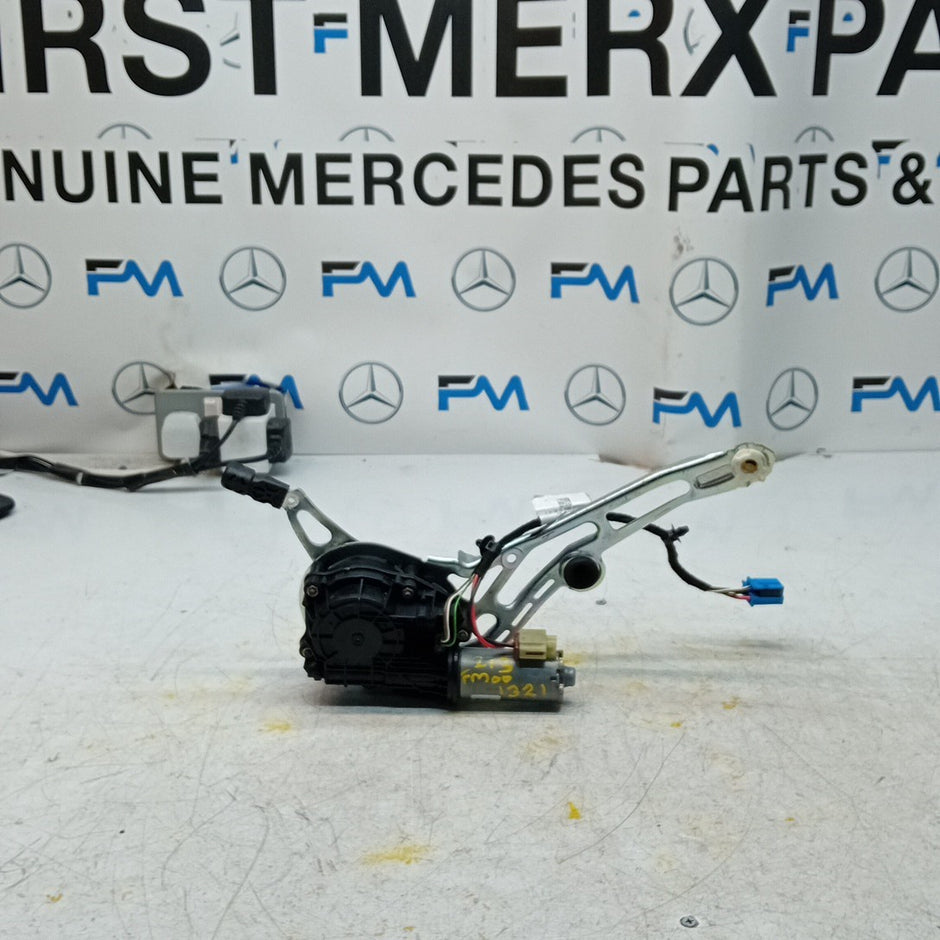 MERCEDES BENZ E-CLASS W213 TAILGATE POWER LIFT SOFT CLOSE 0390204 124 FM001321