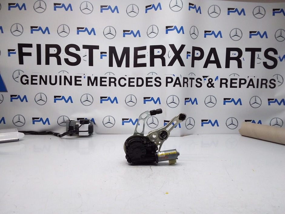 Mercedes E-CLASS W238 TAILGATE LIFT SOFT CLOSE 0390204 124 FM00601
