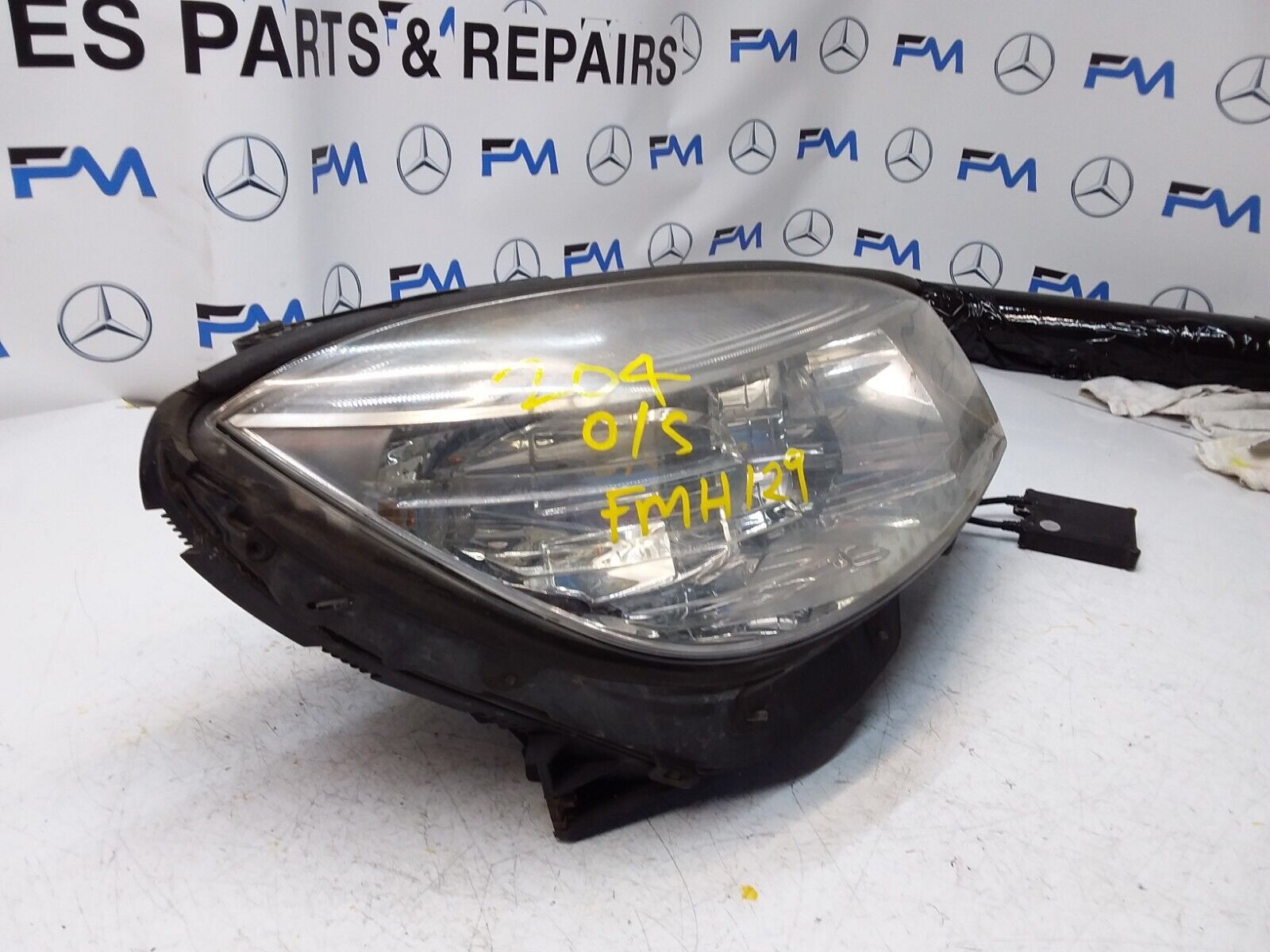 2008 MERCEDES C-CLASS W204 HEADLIGHT DRIVER OS A2048208661 FMH129