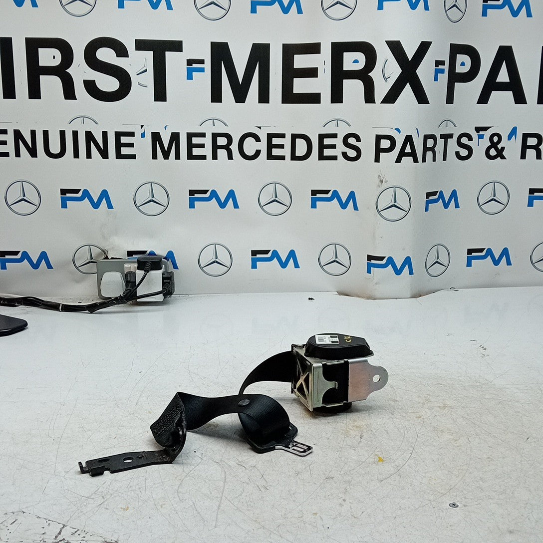 MERCEDES BENZ E-CLASS W213 SEAT BELT REAR CENTRE A2138601385 BLACK FM001233