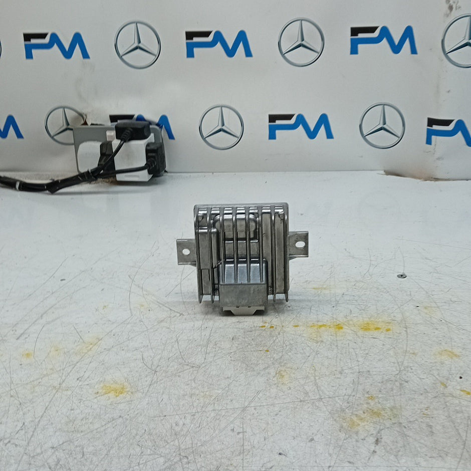 MERCEDES BENZ E-CLASS W213 HARMAN AUDIO AMPLIFIER 2016 A2139005932 FM001343
