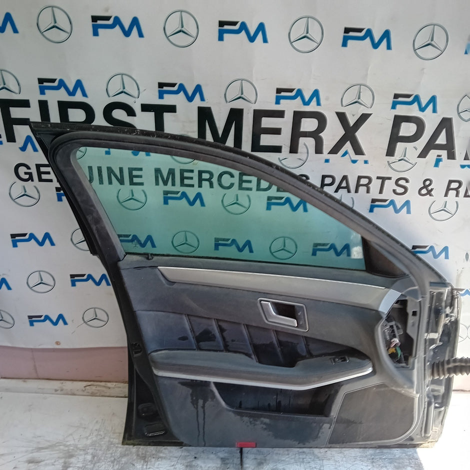 MERCEDES E-CLASS W212 PASSENGER FRONT DOOR NSF 2015 COMPLETE BLUE FMD519