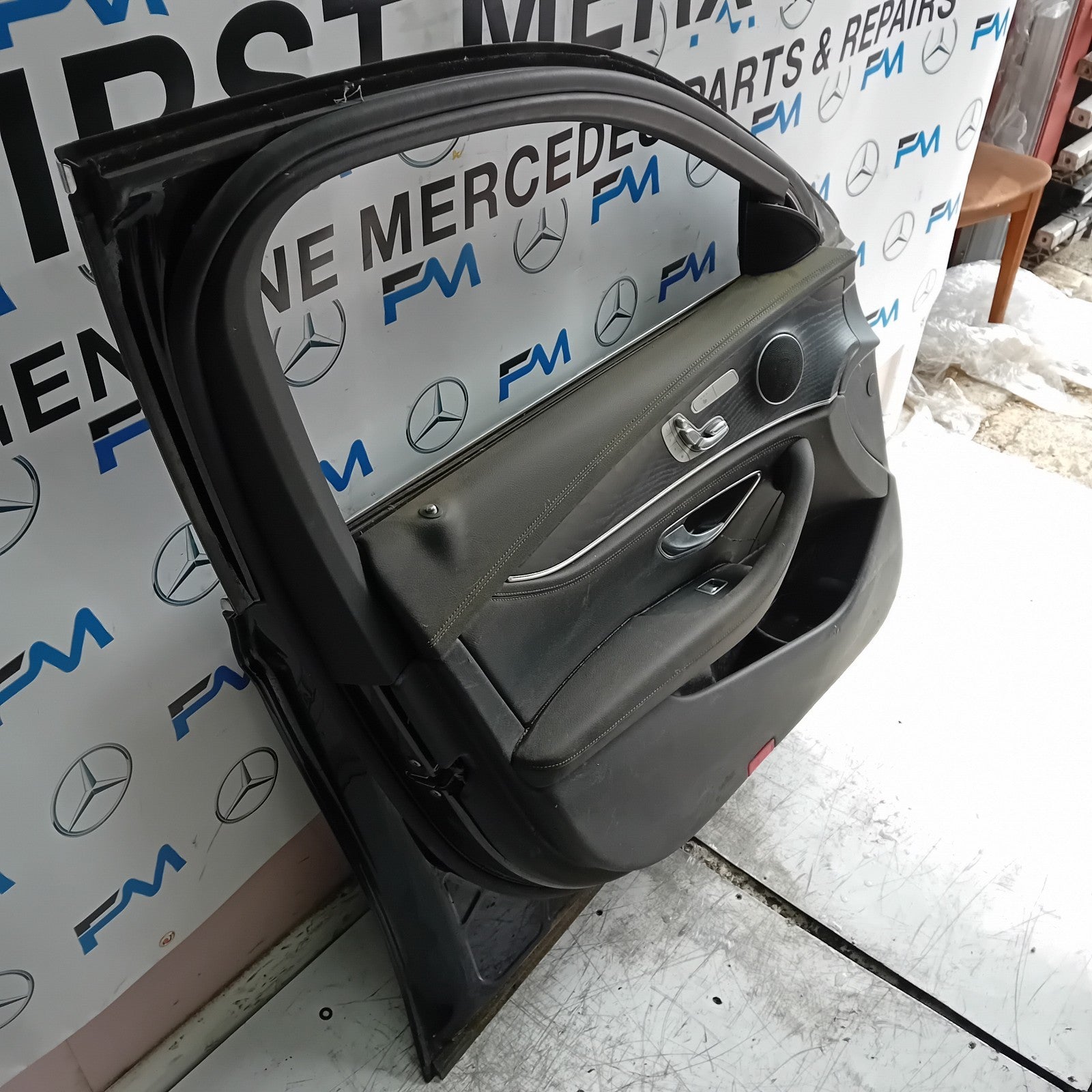 MERCEDES E-CLASS W213 SLN PASSENGER FRONT DOOR NSF BLUE 2016 ON COMPLETE FMD377