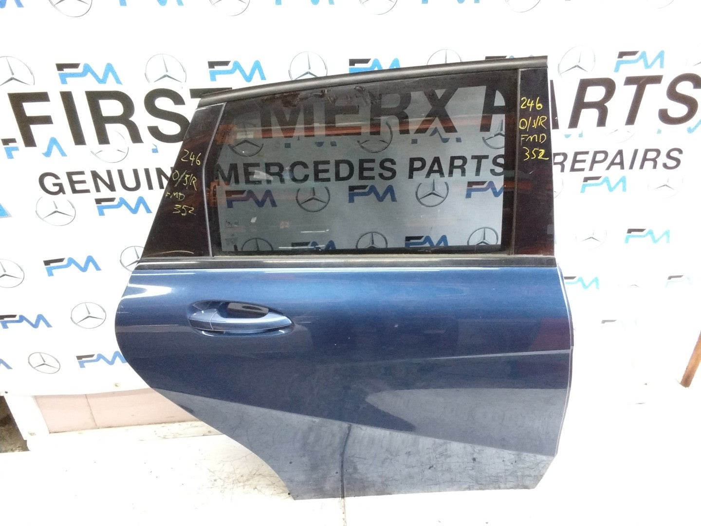 MERCEDES B-CLASS W246 DRIVER REAR DOOR OSR BLUE 2012-19 COMPLETE FMD352