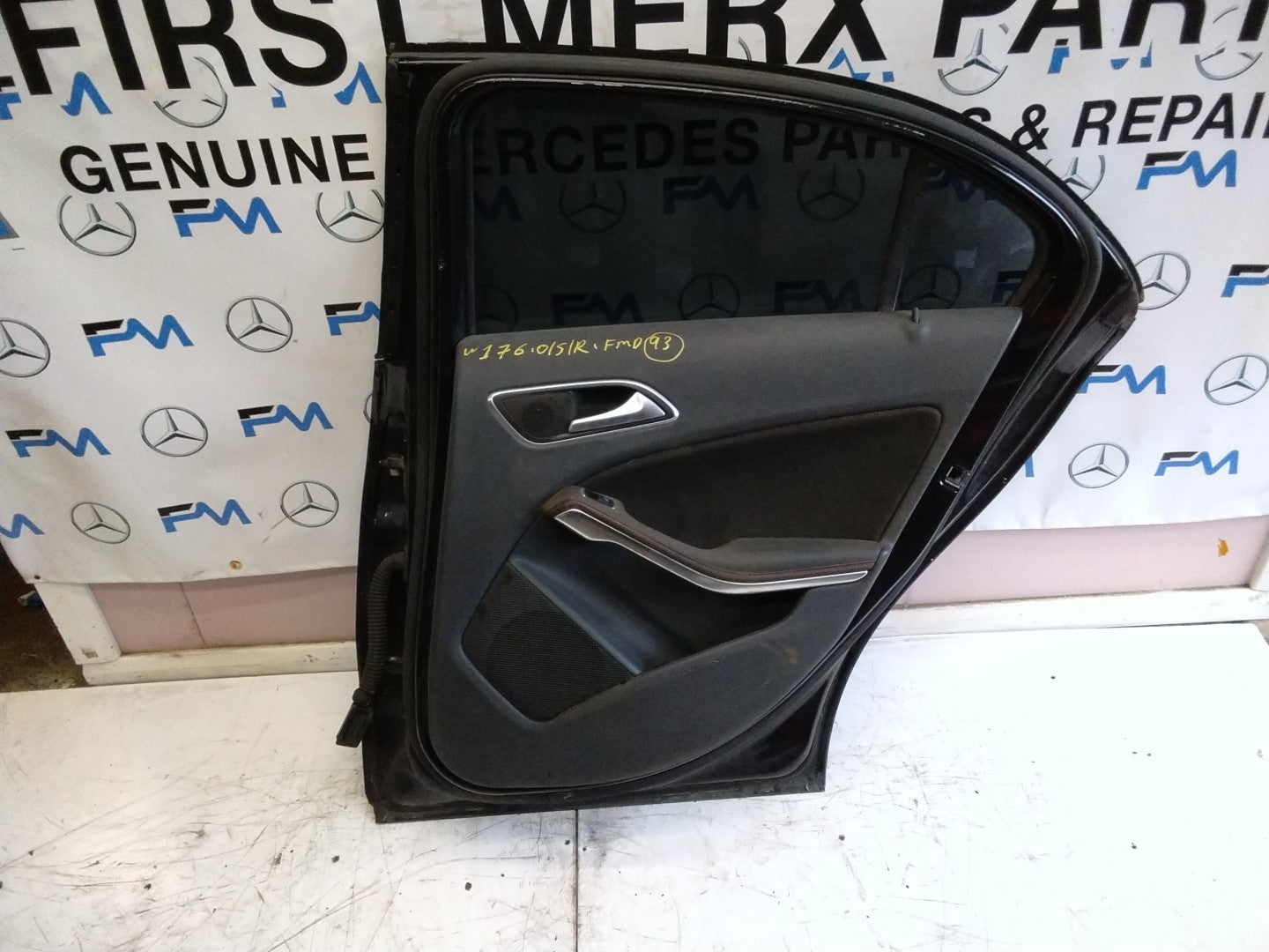 MERCEDES BENZ  A-CLASS W176 DRIVER SIDE REAR DOOR O/S/R COMPLETE BLACK FMD93