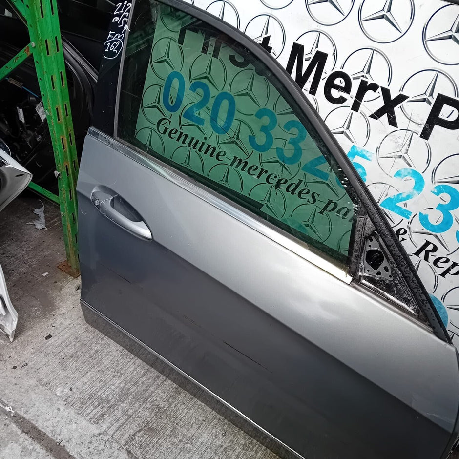 MERCEDES BENZ E-CLASS W212 DRIVER SIDE FRONT DOOR ( OFF SIDE FRONT )