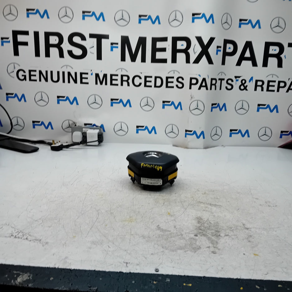 MERCEDES BENZ A-CLASS W176 STEERING WHEEL AIRBAG DRIVER OS RIGHT Q3 FM001489