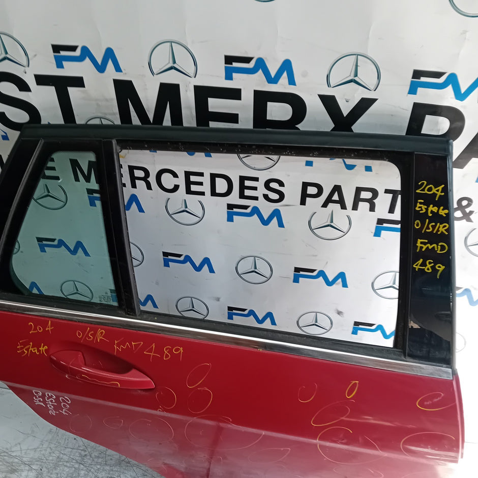 MERCEDES BENZ C-CLASS W204 EST DRIVER REAR DOOR OSR 2011 RED  FMD489