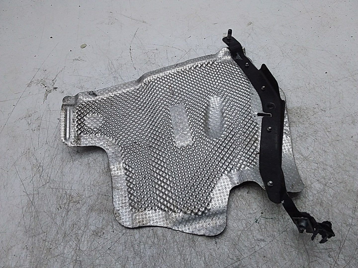 MERCEDES E-CLASS W213 HEAT INSULATION PLATE A2136801305 FMR277