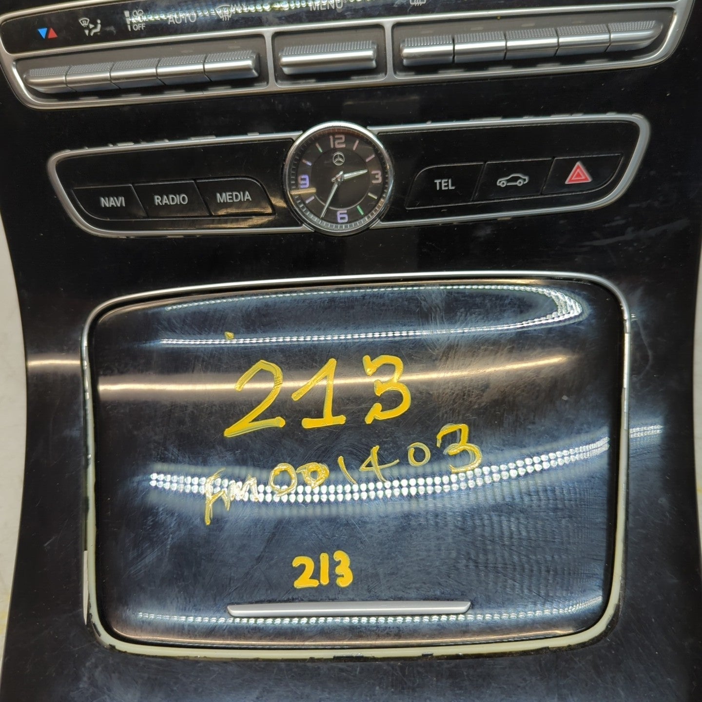  MERCEDES E-CLASS W213 CLIMATE & CENTRE CONSOLE A2139059003 COMPLETE FM001403