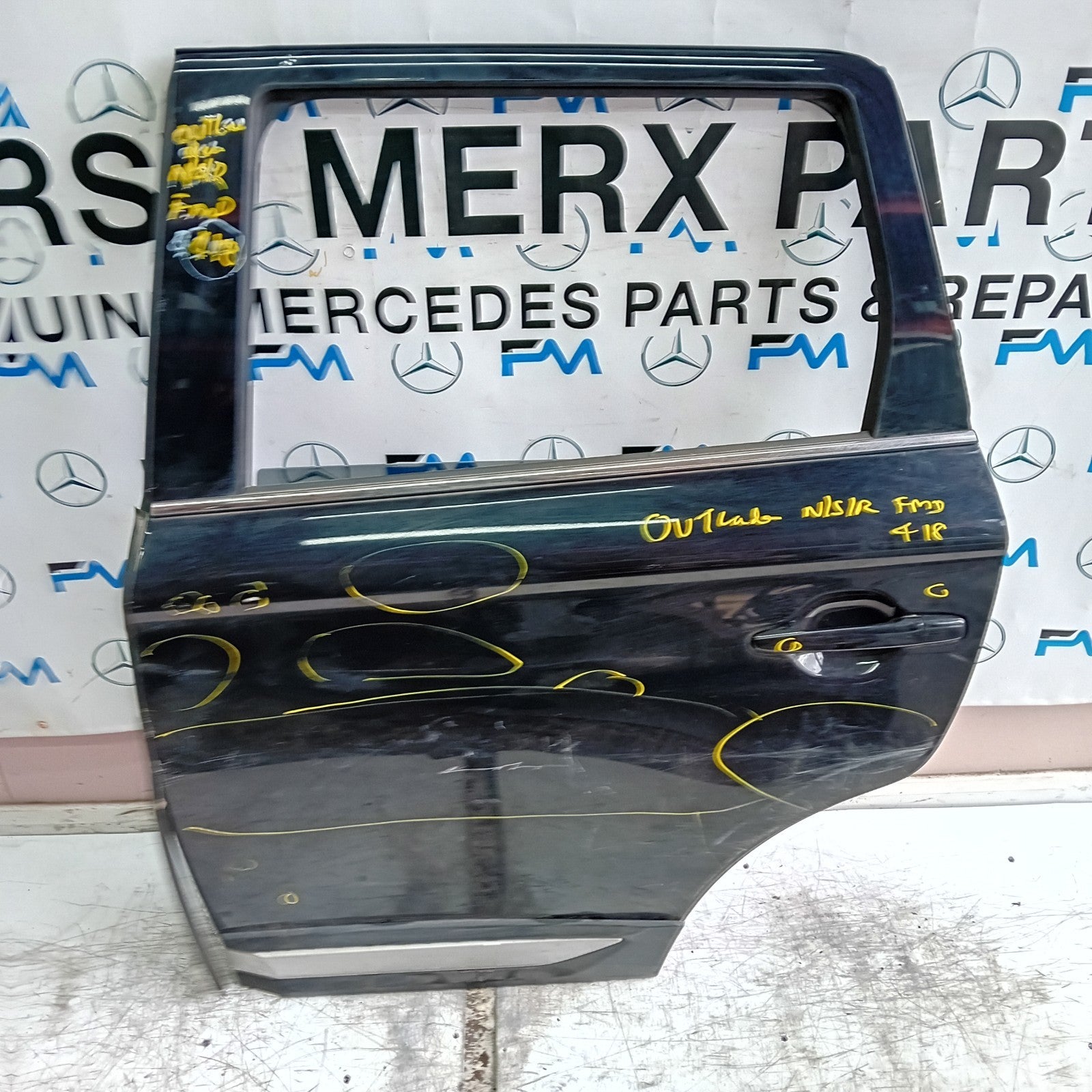 MITSUBISHI OUTLANDER MK3 PASSENGER SIDE REAR DOOR NSR 2013 BLACK FMD418