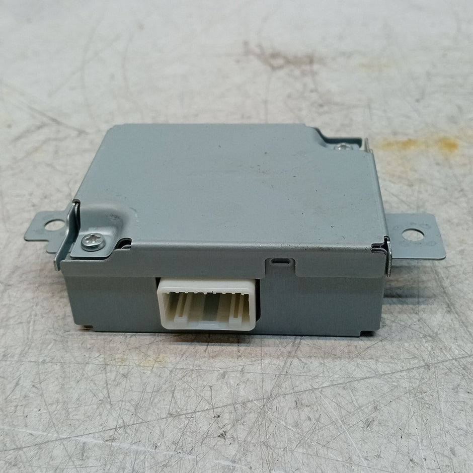 MITSUBISHI OUTLANDER RADAR DISTANCE CONTROL MODULE  8638A140 12014-2021 FM001624