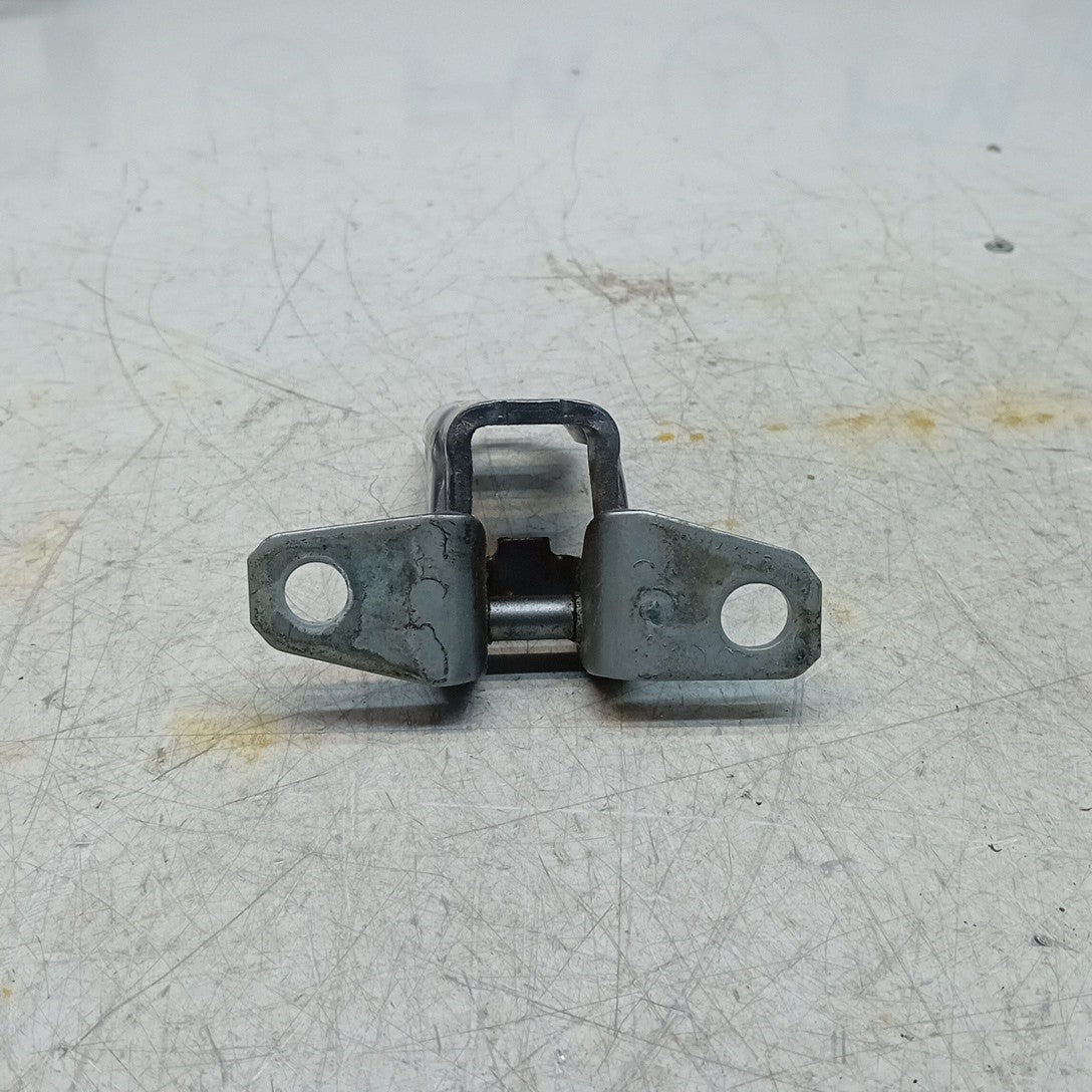 MITSUBISHI OUTLANDER MK3  FRONT DOOR HINGE PANEL E1 A046834 FM001644