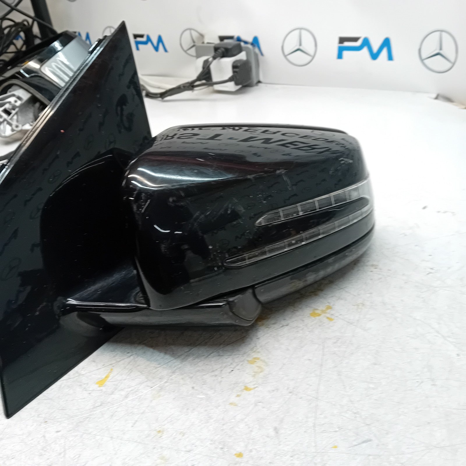 MERCEDES BENZ  B-CLASS  W246 PASSENGER SIDE WING MIRROR BLACK FMM41