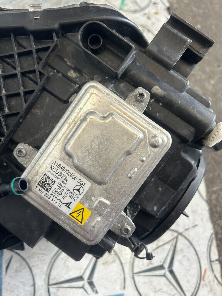 MERCEDES BENZ A CLASS W176 2013-2018  HEADLIGHT LEFT SIDE A1768202961 FMH41