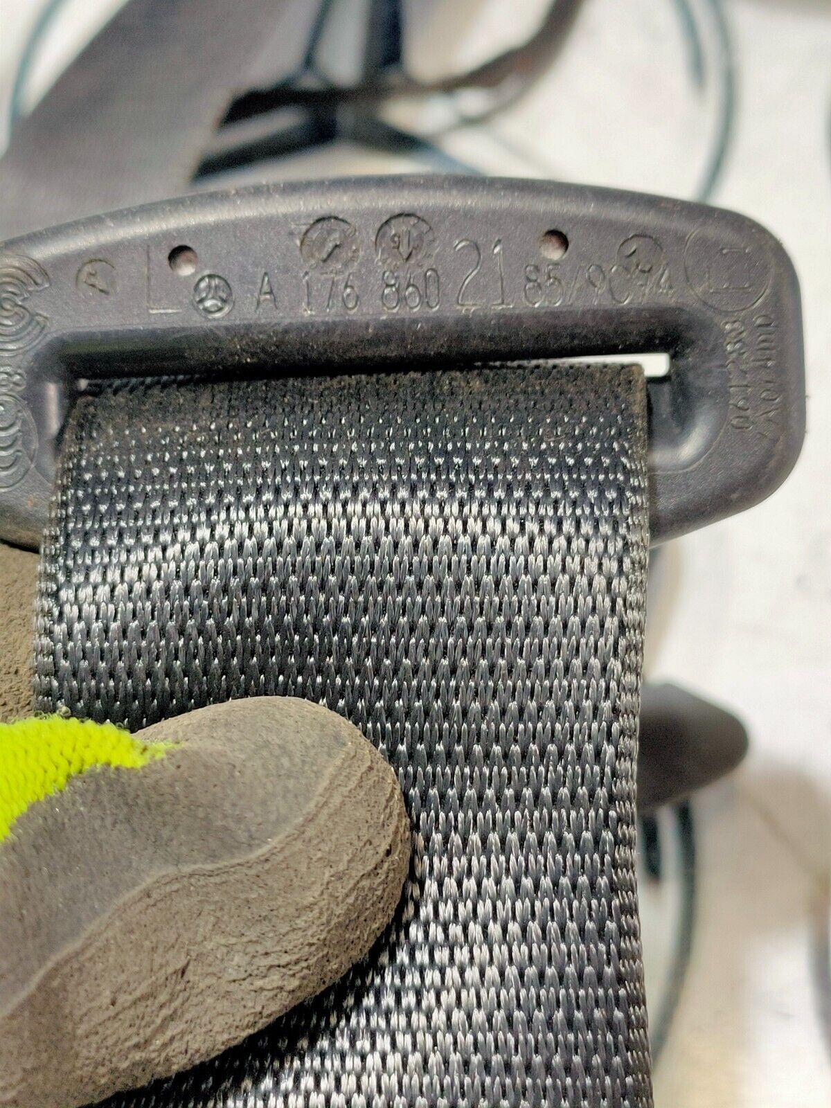 MERCEDES A CLASS SEAT BELT FRONT LEFT SIDE A1768600185 W176 2012 - 2018