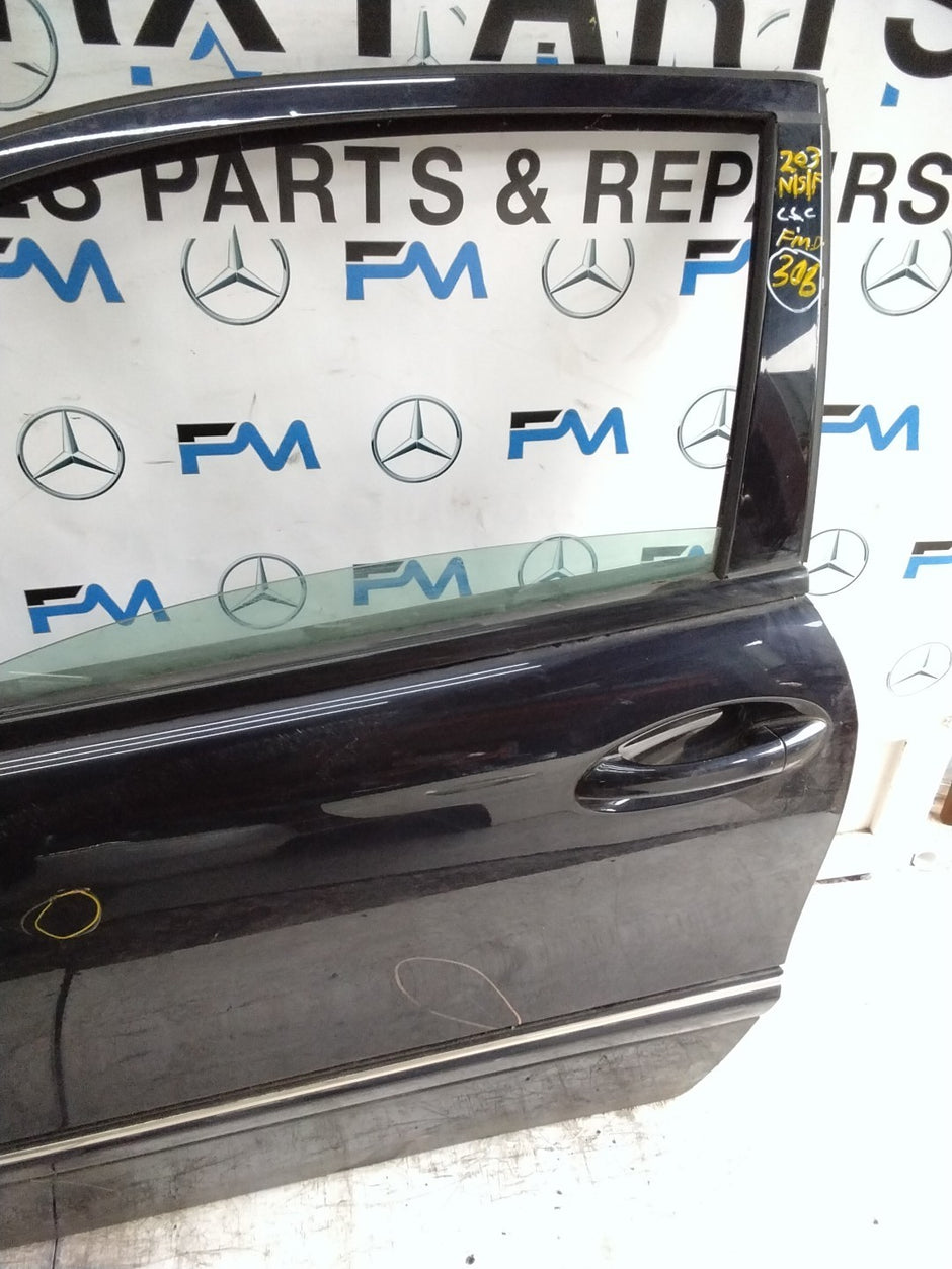MERCEDES C-CLASS W203  PASSENGER FRONT DOOR NSF BLACK 2001-2004 COMPLETE FMD306