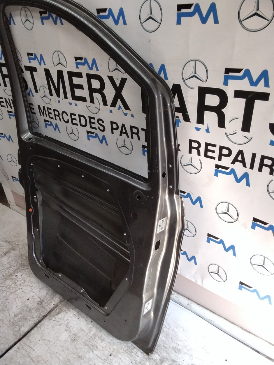 MERCEDES BENZ VITO W447 PASSENGER SIDE FRONT DOOR NSF GREY 2014 ON FMD319