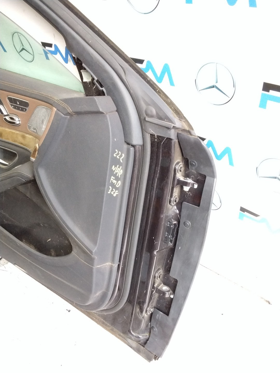 MERCEDES S-CLASS W222 SLN PASSENGER FRONT DOOR NSF BLACK 2014 ON COMPLETE FMD328