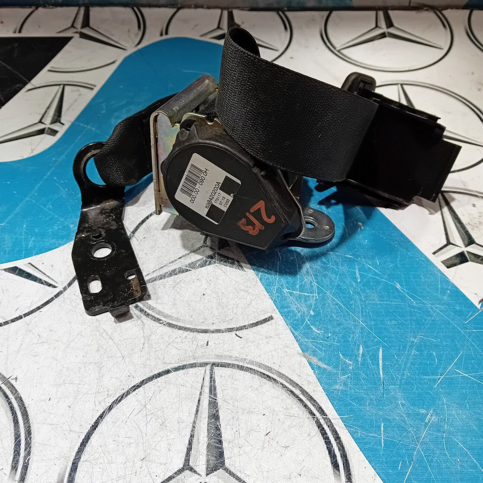 MERCEDES BENZ E CLASS W213 SALOON 2016-2021 REAR CENTRE SEAT BELT A2138601385