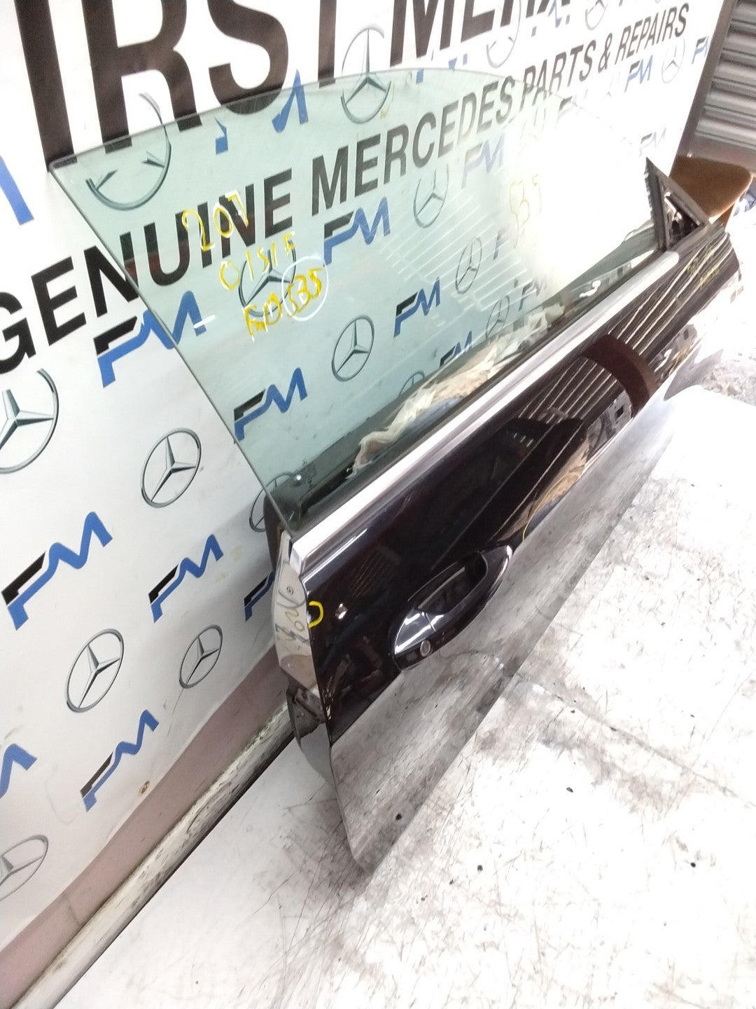 MERCEDES BENZ  E-CLASS W207 DRIVER FRONT DOOR OSF BLACK 2009-16  FMD535