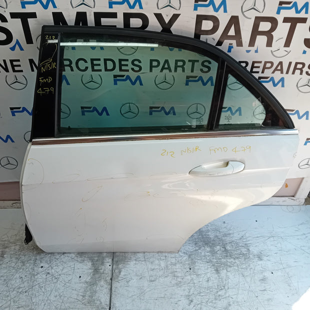 MERCEDES E-CLASS W212 SLN PASSENGER REAR DOOR NSR WHITE 2013 COMPLETE FMD479